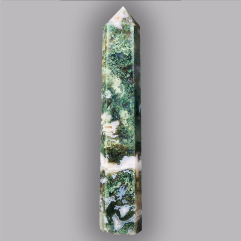 AGATE oblisque 874 g.