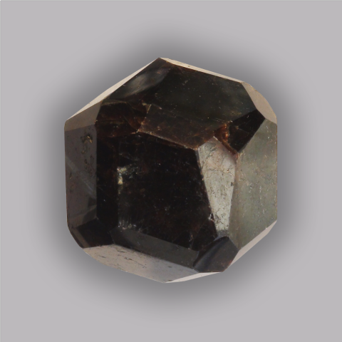 GRENAT Almandin 91 g.