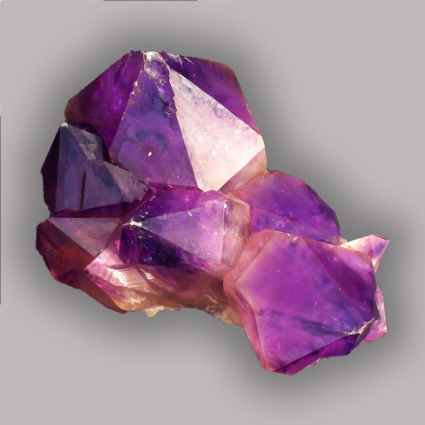 AMTHYSTE grand groupe de cristaux 361 g.