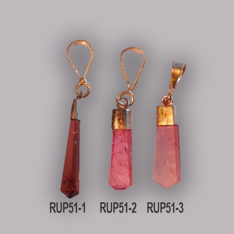 Pendentif RUBELLITE 0,5 g., env.18 mm 