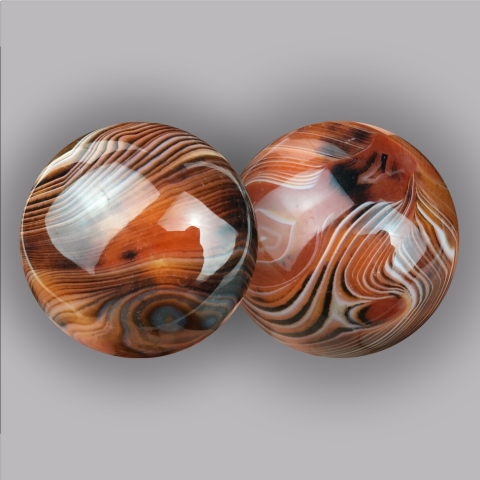 AGATE sphre 26 g.,  27 mm.